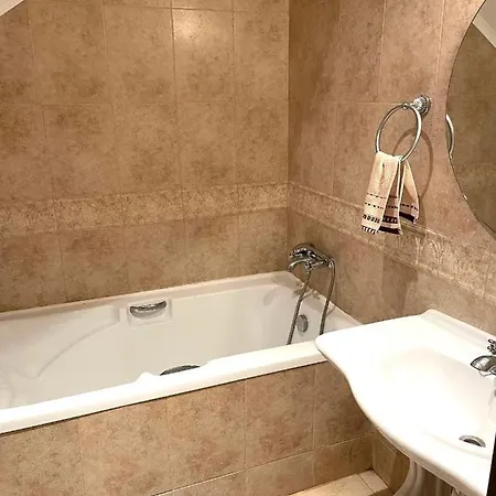 Crosswaybg Apartment